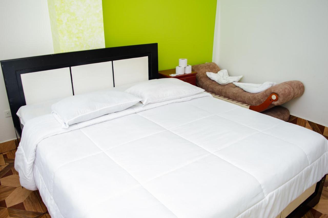 Residencial Amaru Hotel Baños Екстериор снимка