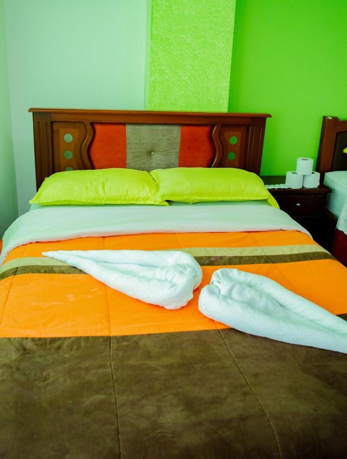 Residencial Amaru Hotel Baños Екстериор снимка