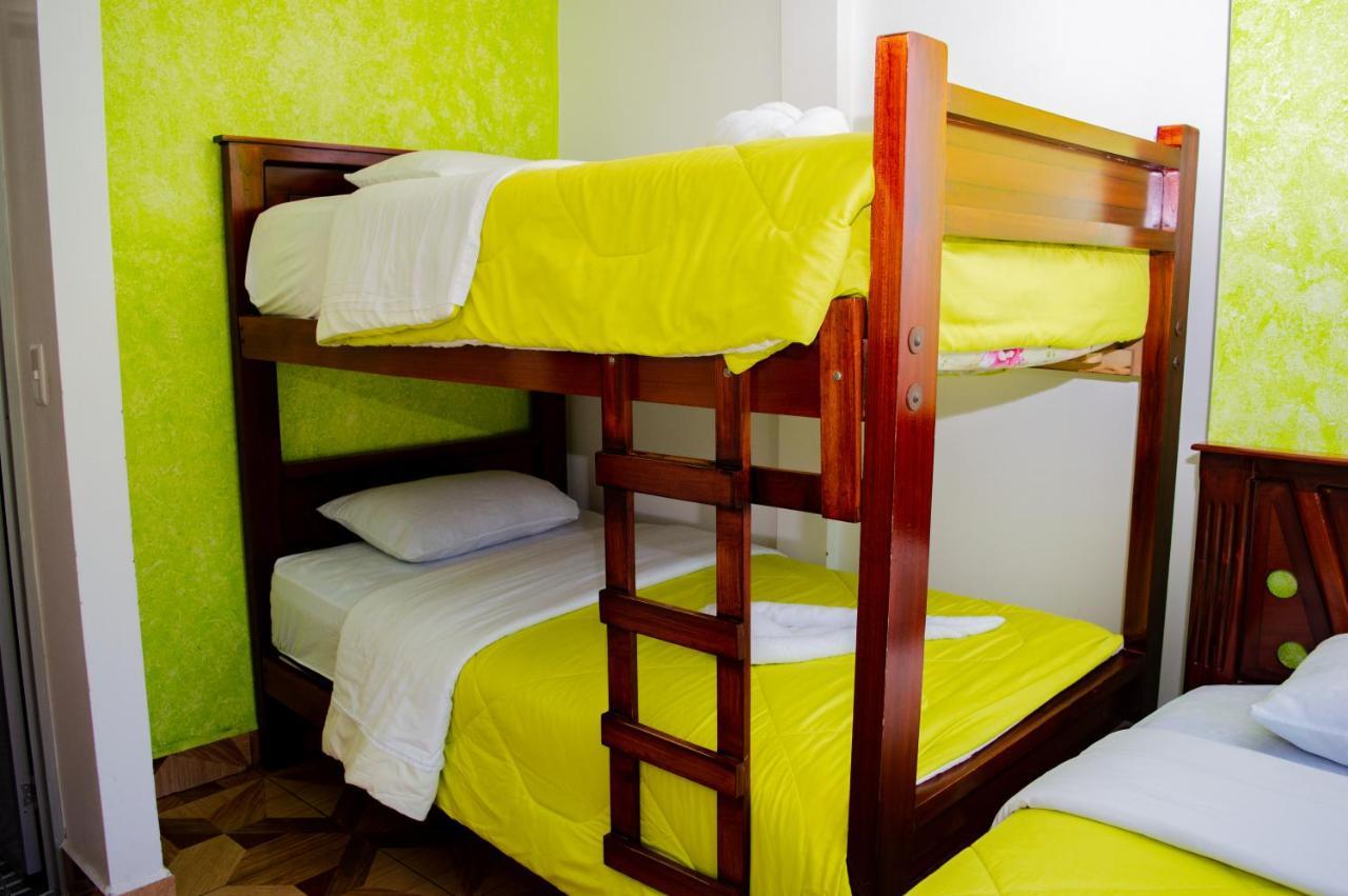 Residencial Amaru Hotel Baños Екстериор снимка